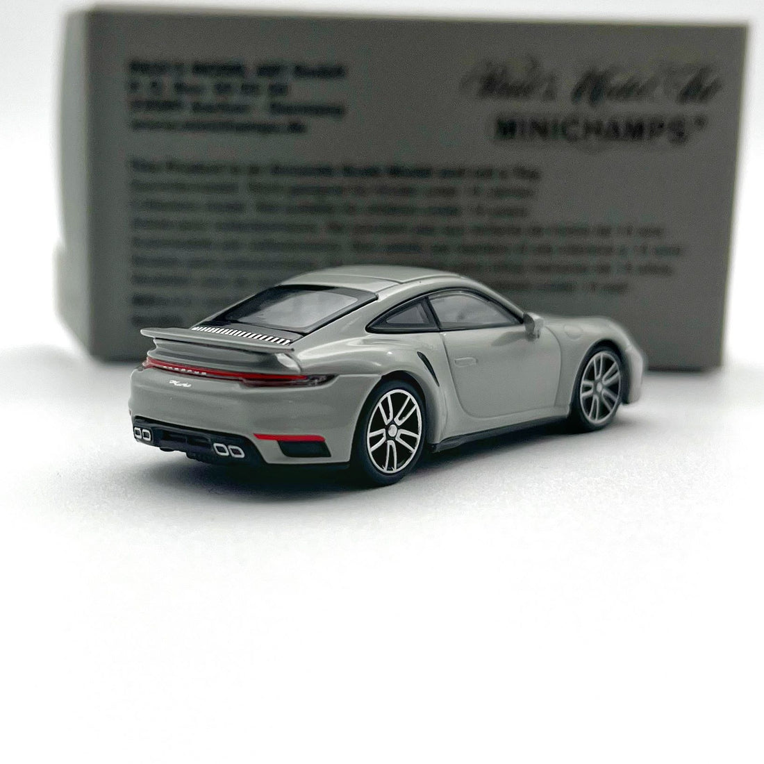 Minichamps Porsche 911 Turbo 2020 LHD Grey Grau 1:87
